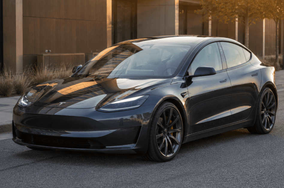 В Китае водители Tesla пытаются обмануть контроль вовлечённости в FSD с помощью игрушечных голов