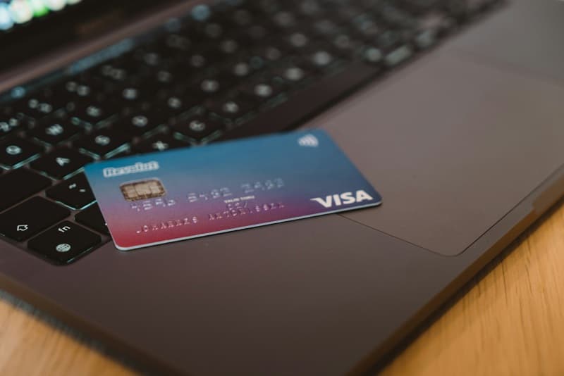 Visa интегрирует свою платежную сеть в ChatGPT для покупок через ИИ-агентов