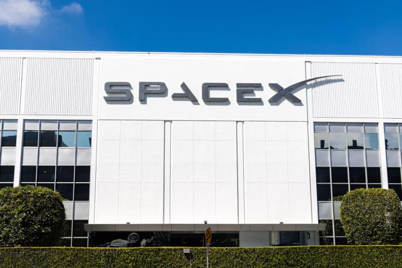 SpaceX объявила о покупке ИИ-стартапа Cursor за $60 млрд