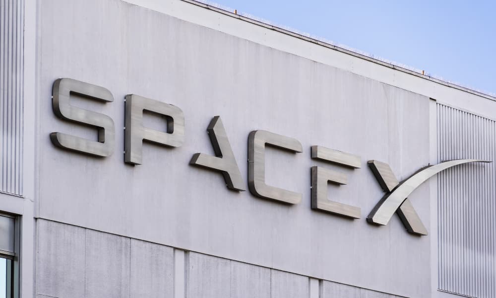 Илон Маск интегрирует ИИ‑стартап Cursor в структуру SpaceX