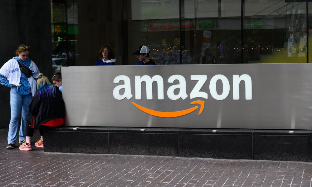 Amazon работает над собственными чипами для ТВ-устройств с ИИ