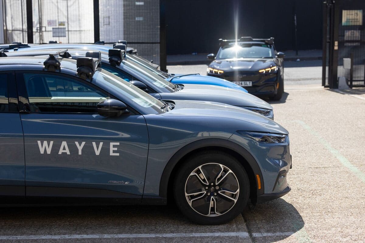 Wayve подала заявку на продажу акций на новой частной площадке Лондонской биржи