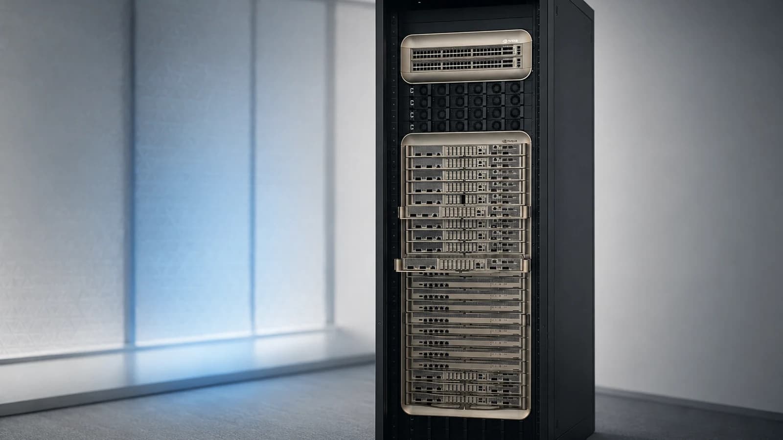 Серверная система Nvidia с чипами Grace Blackwell на отраслевой презентации