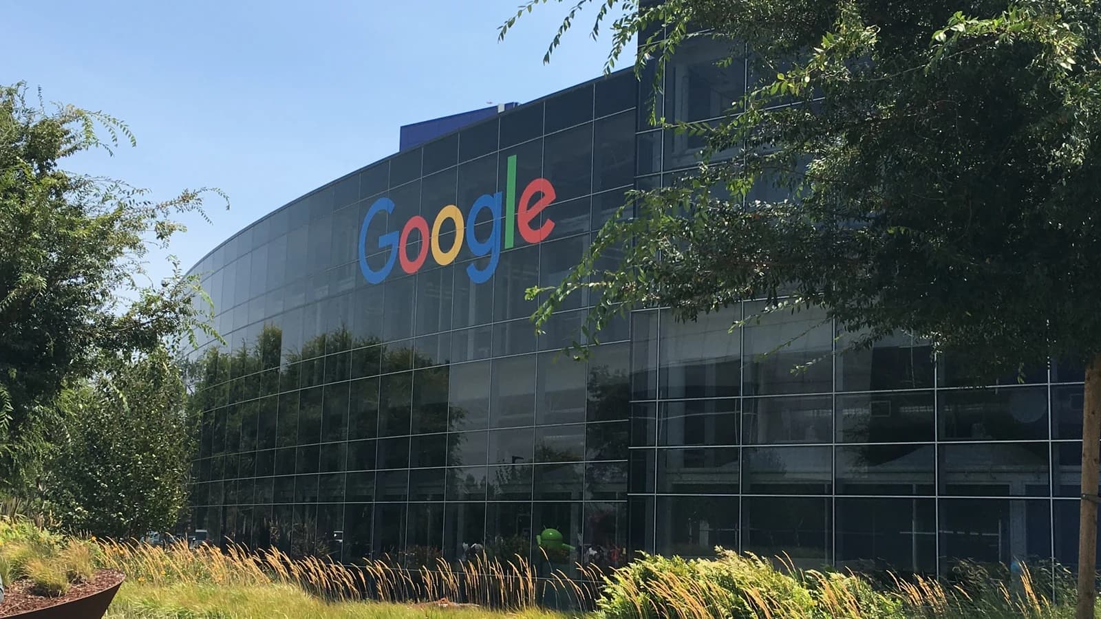Штаб-квартира Google в Маунтин-Вью