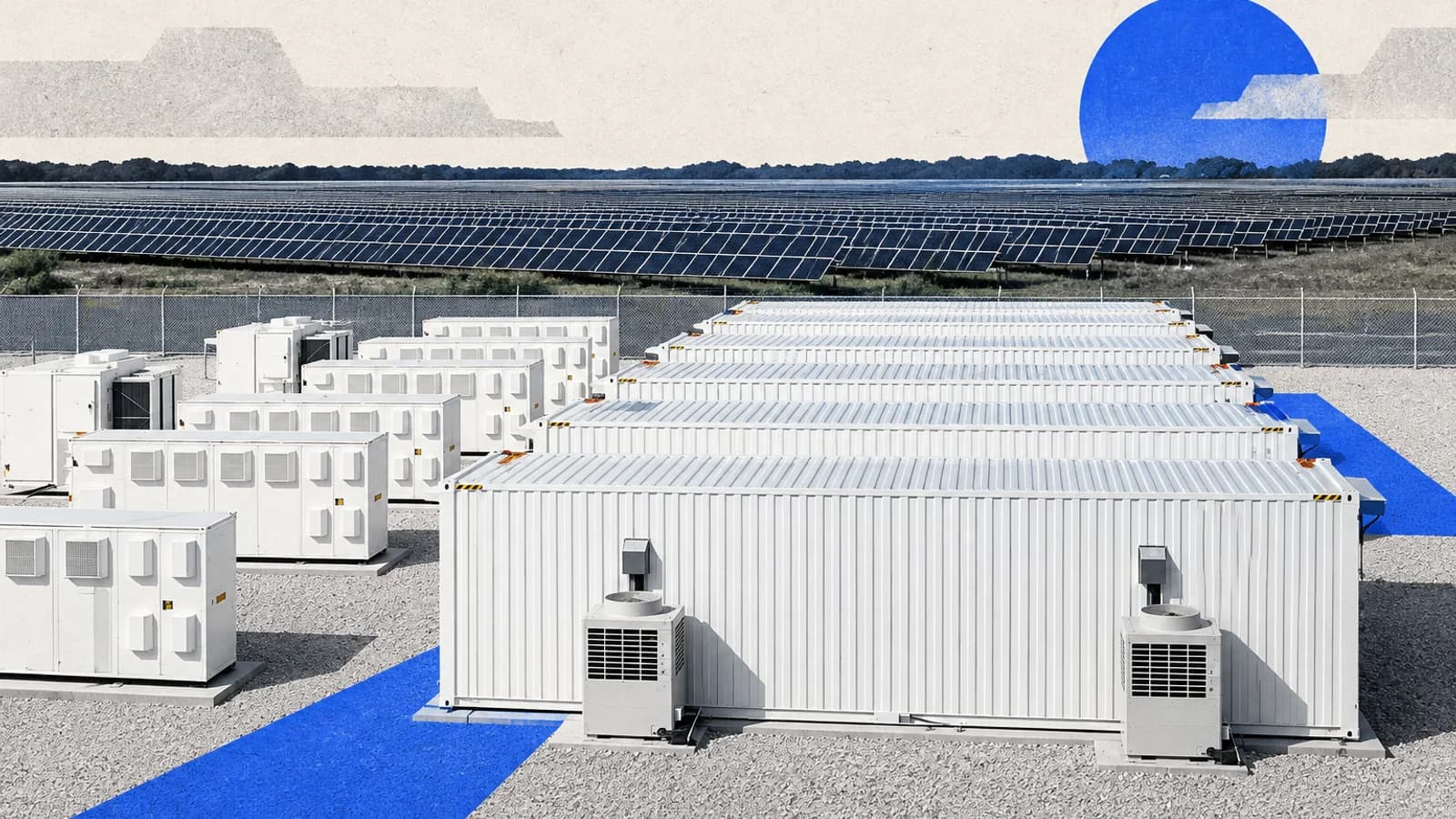 Несколько рядов белых контейнерных аккумуляторных модулей с блоками охлаждения, за которыми видны солнечные панели.
