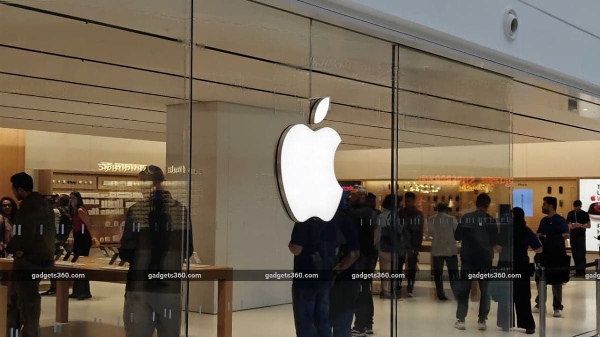 Регуляторы ЕС отказали Apple в исключении из техправил на фоне спора о задержке запуска Siri AI