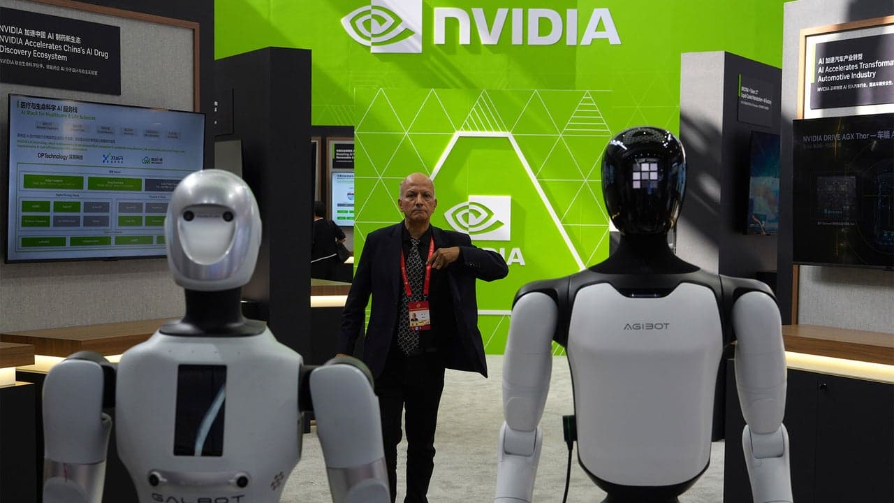 Продажи AI‑чипов Nvidia в Китае замедляются на фоне роста Huawei