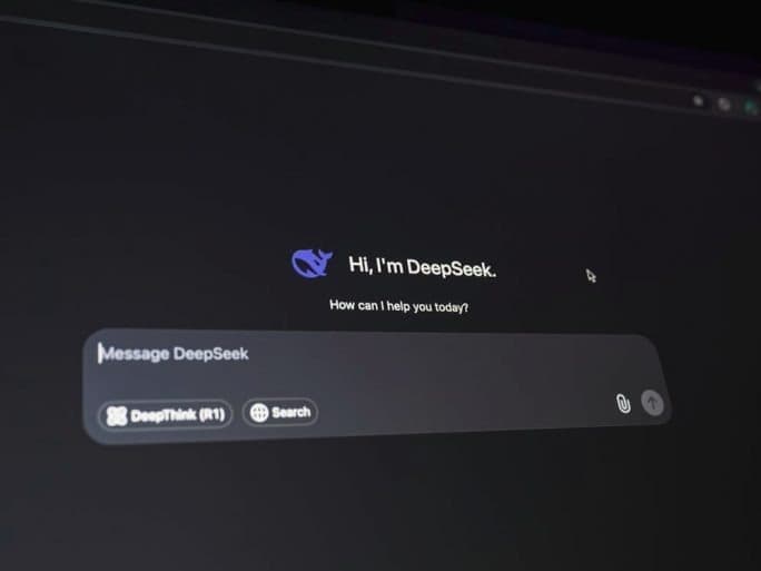 DeepSeek привлекла около $7 млрд при оценке $59 млрд, сохранив контроль у основателя