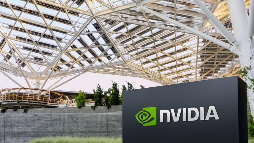 Выход серверной стойки Nvidia Kyber с GPU Rubin Ultra перенесли на 2028 год