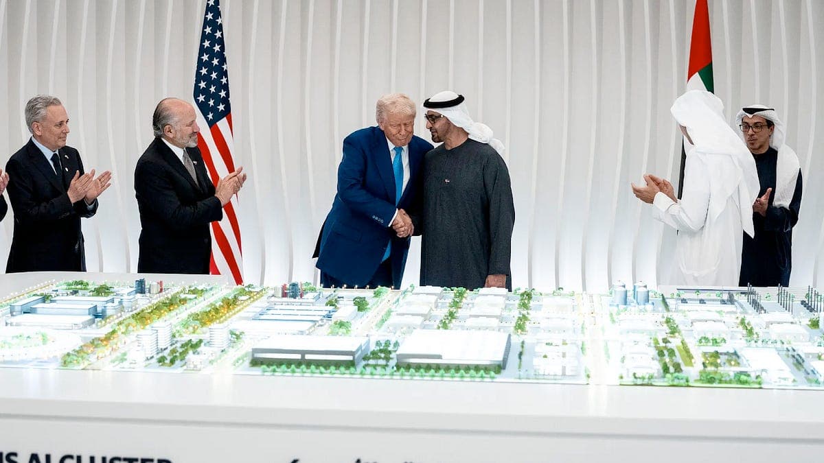 Администрация Трампа отменила правило AI diffusion и открыла продажи AI‑чипов в страны Персидского залива